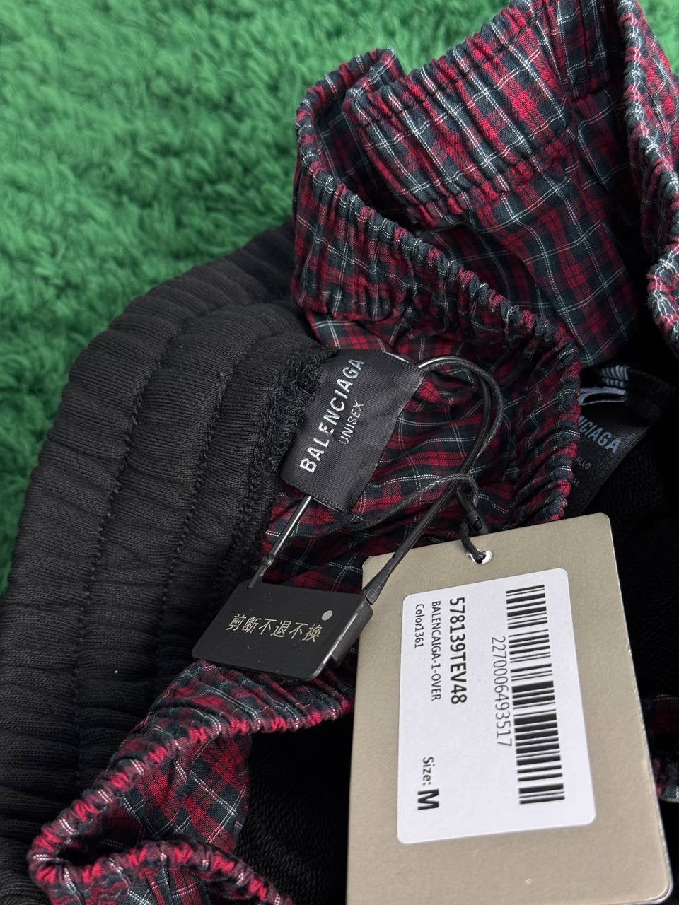 Шорти BALENCIAGA