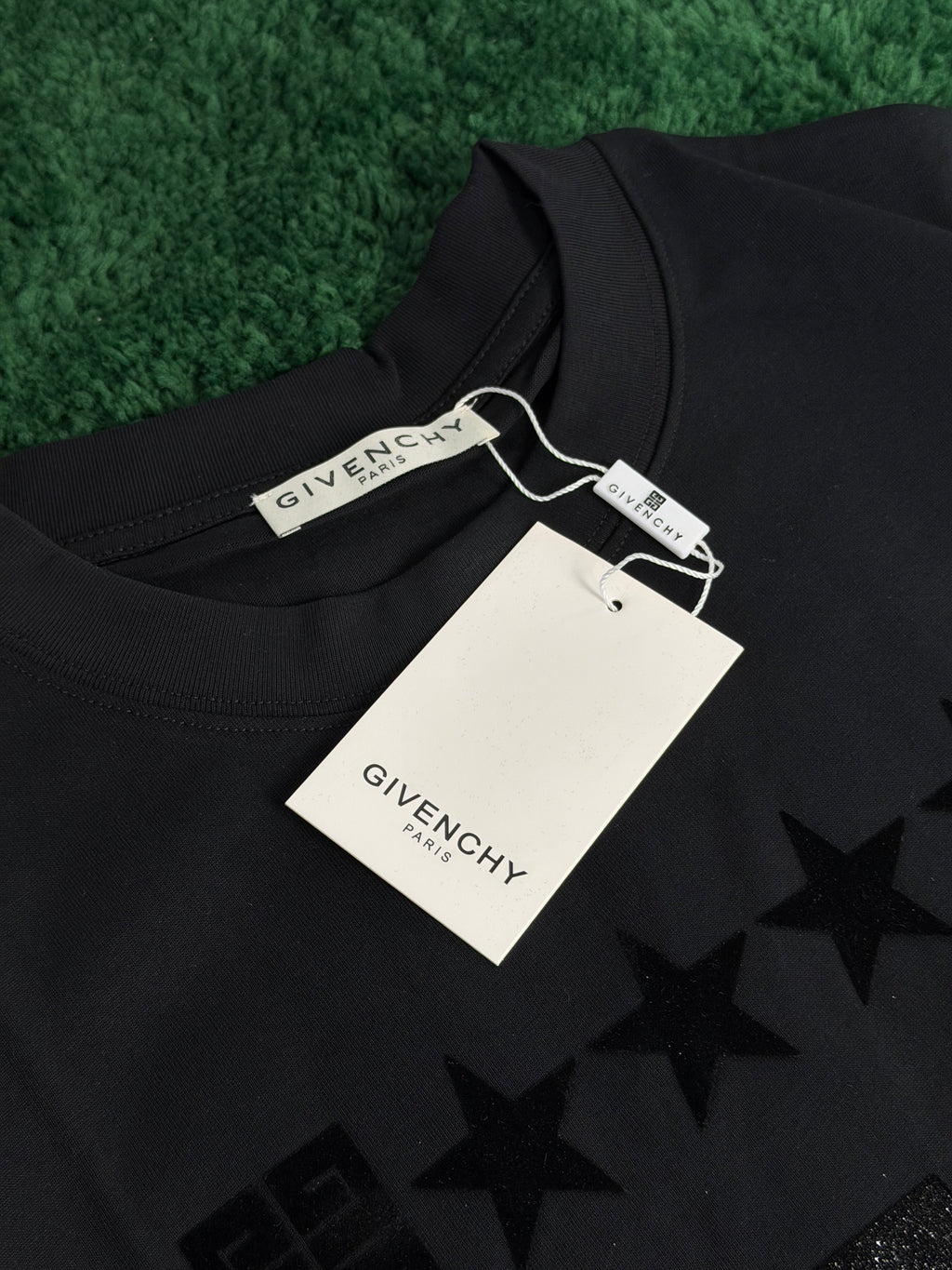 Футболка Givenchy