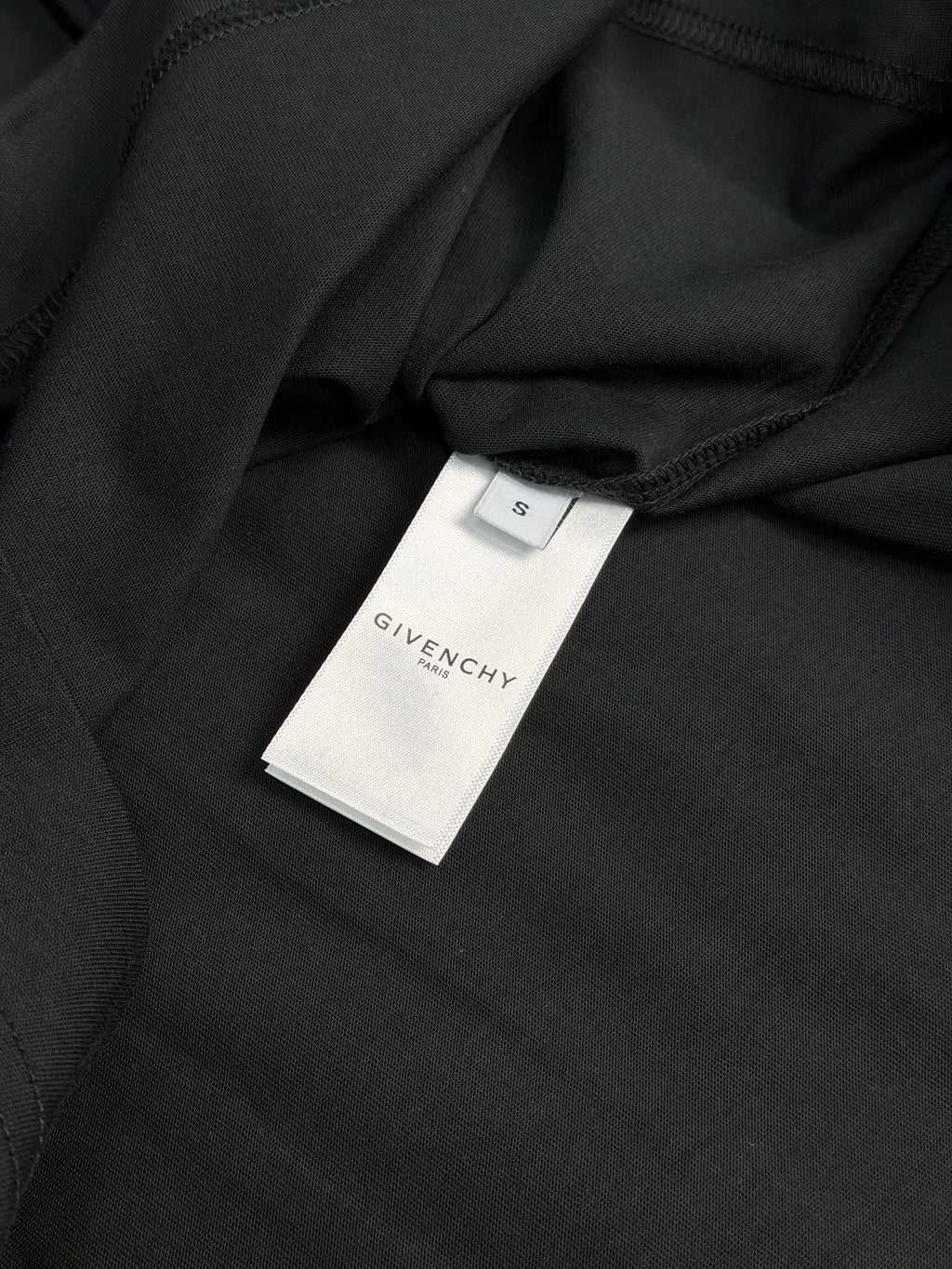 Футболка Givenchy