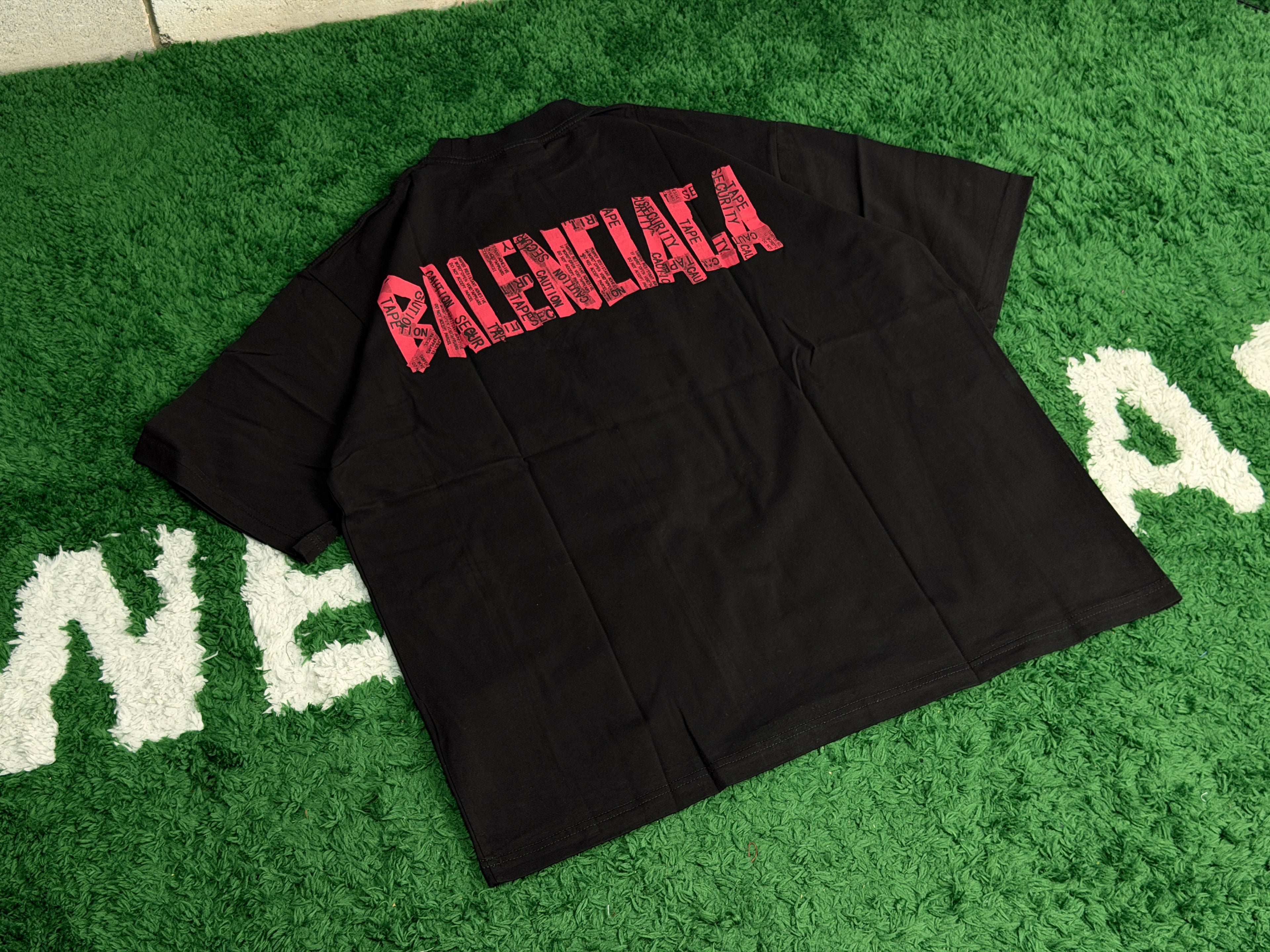 Футболка Balenciaga
