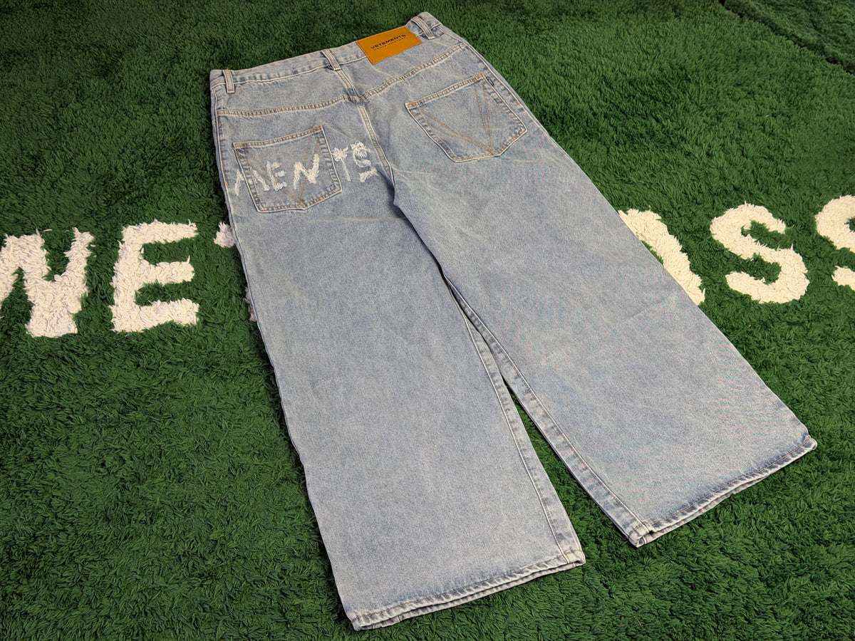 Джинси Vetements