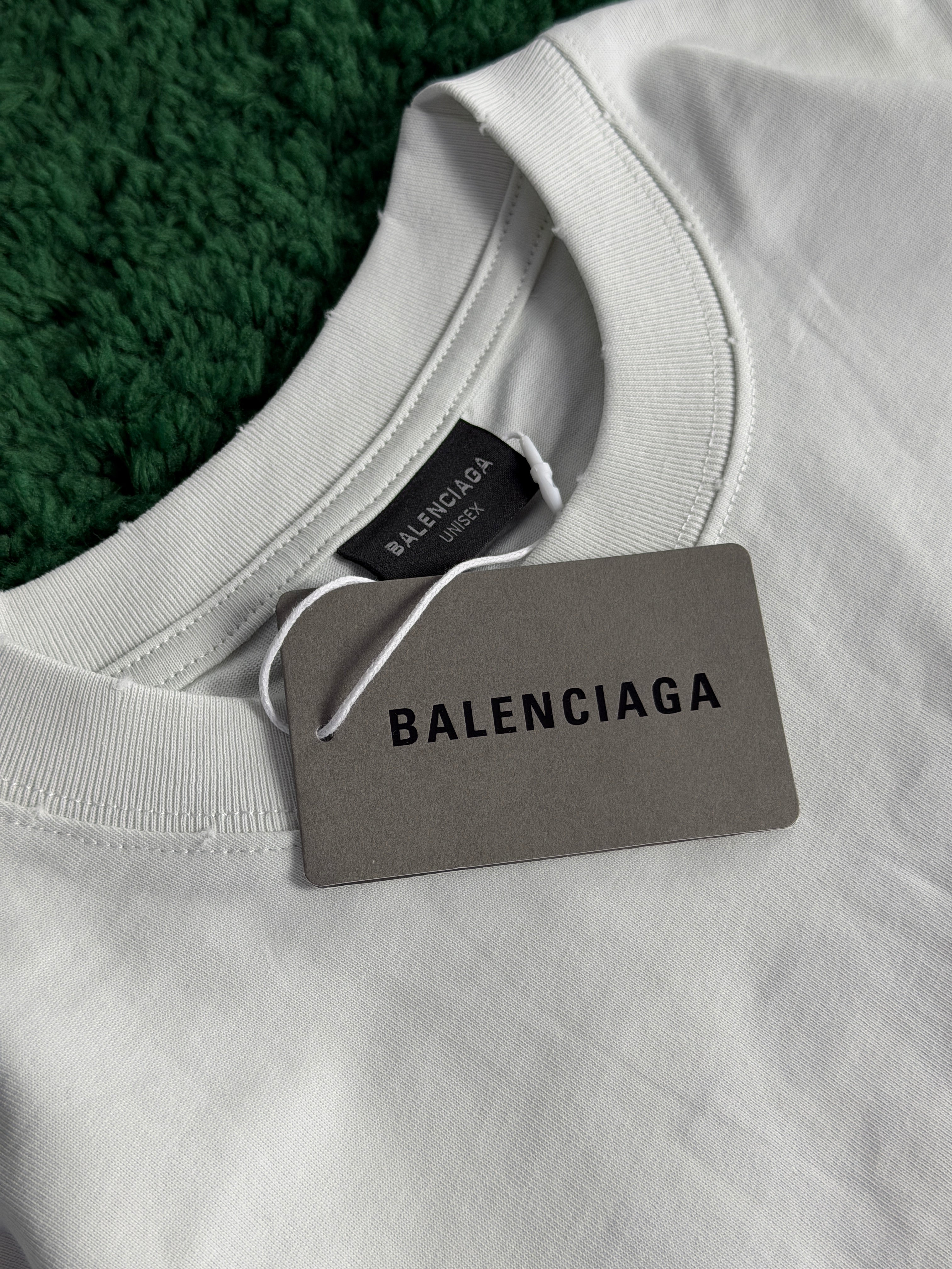 Футболка Balenciaga