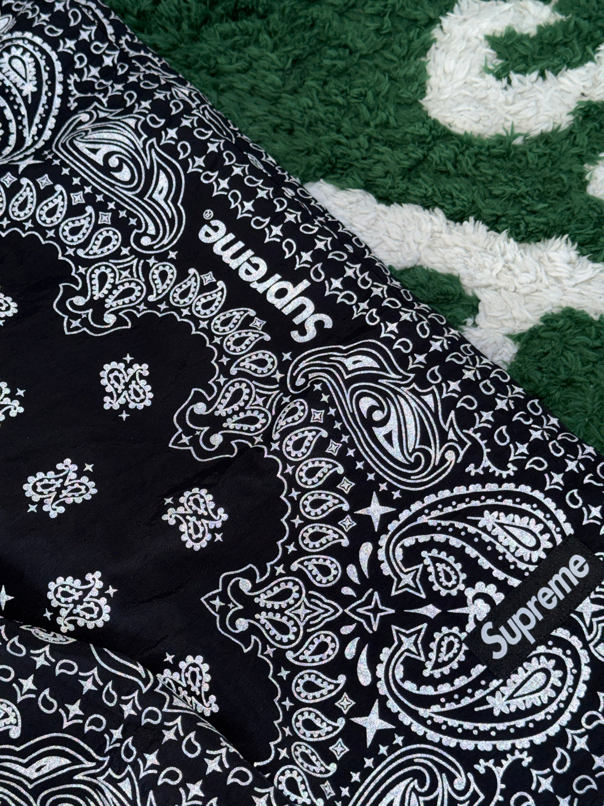 КОСТЮМ SUPREME Reflective Bandana