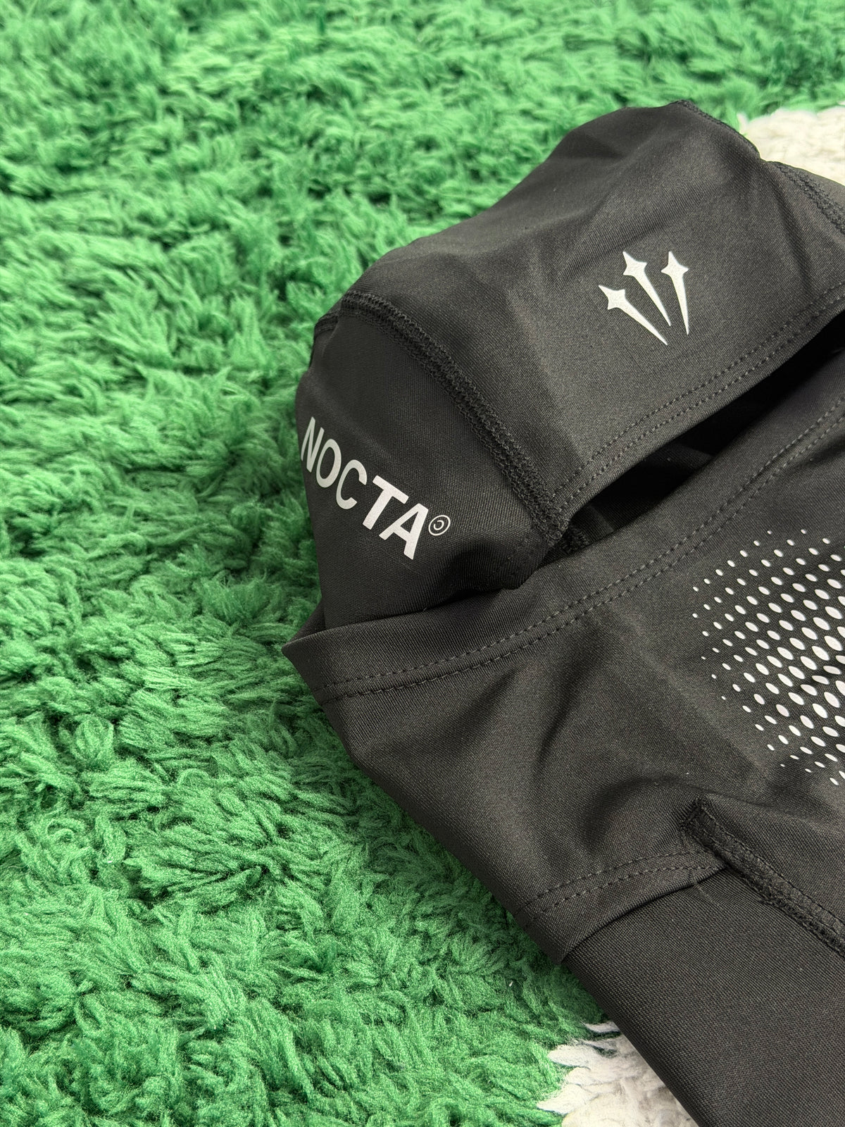Маска Nike Nocta