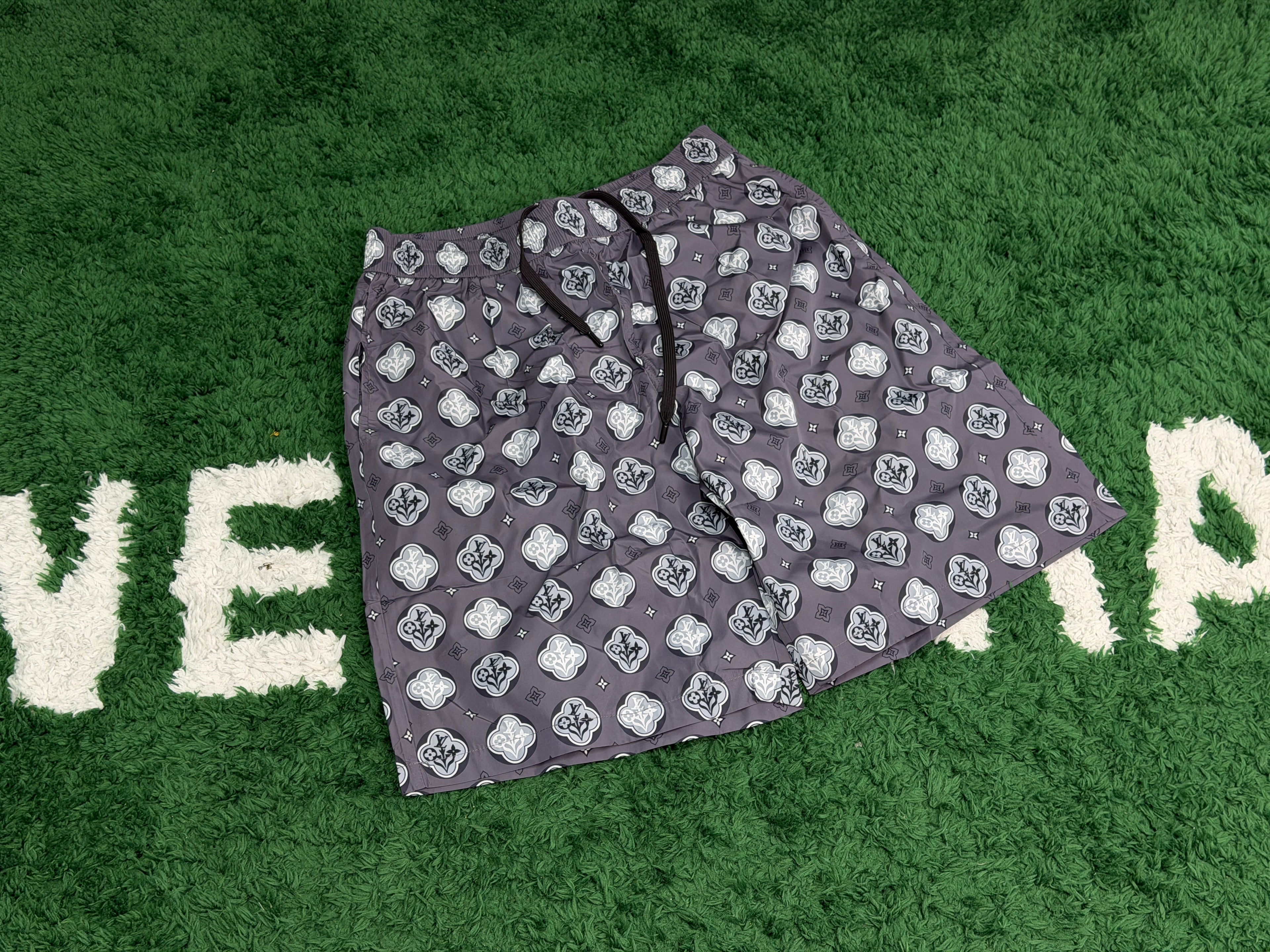 Шорти Louis Vuitton