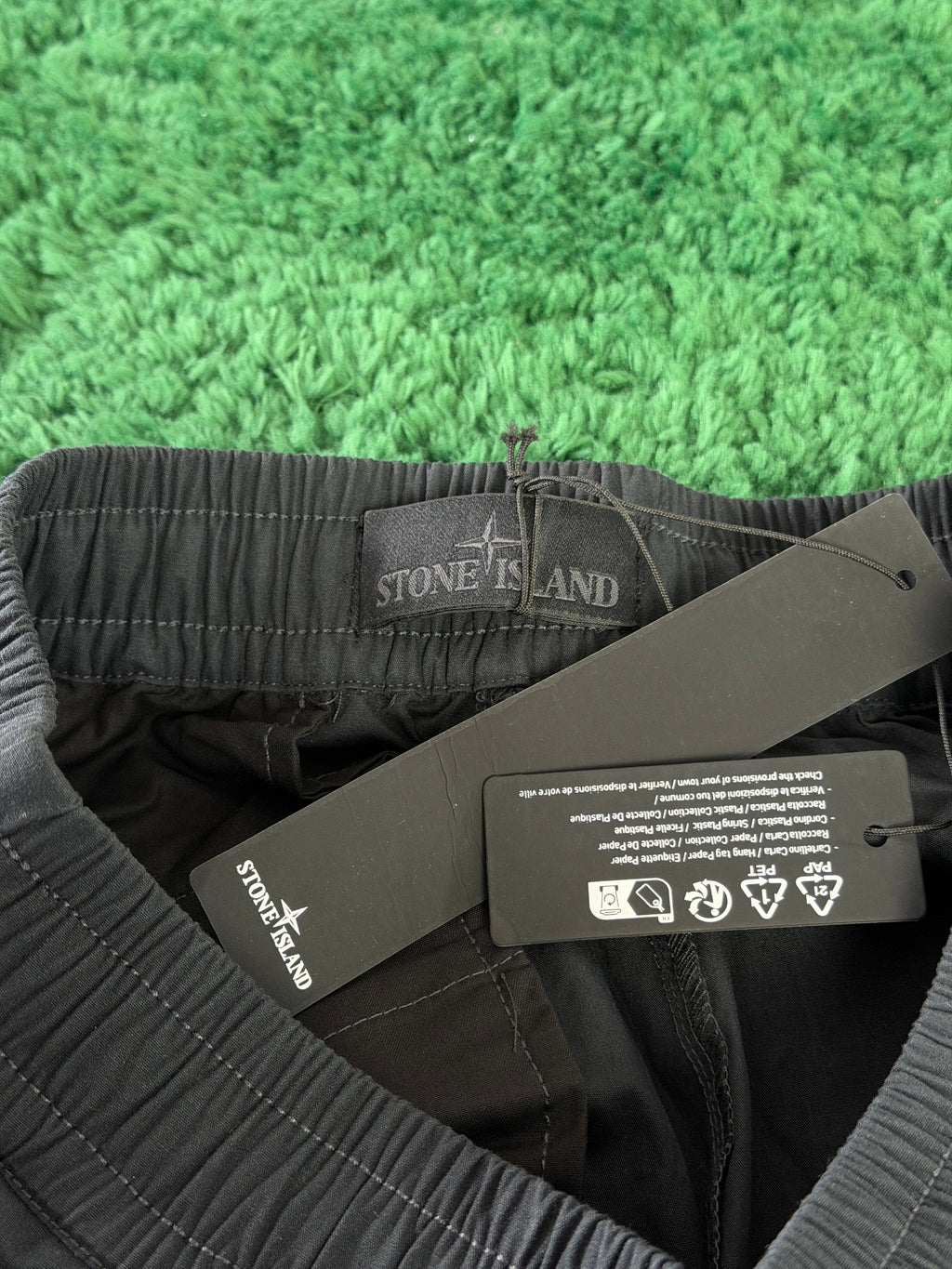 Шорти Stone Island Ghost Bermuda