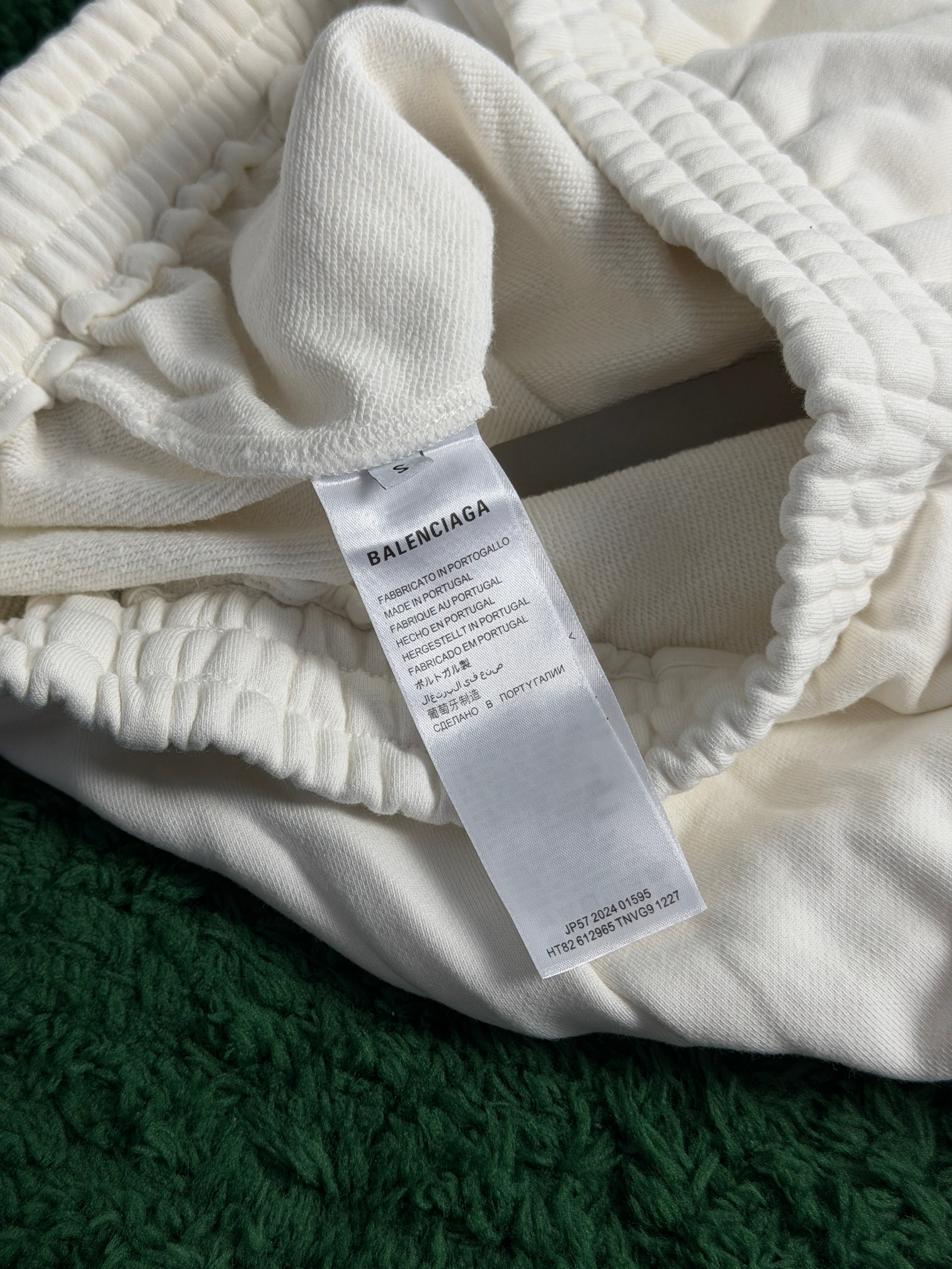 Шорти Balenciaga