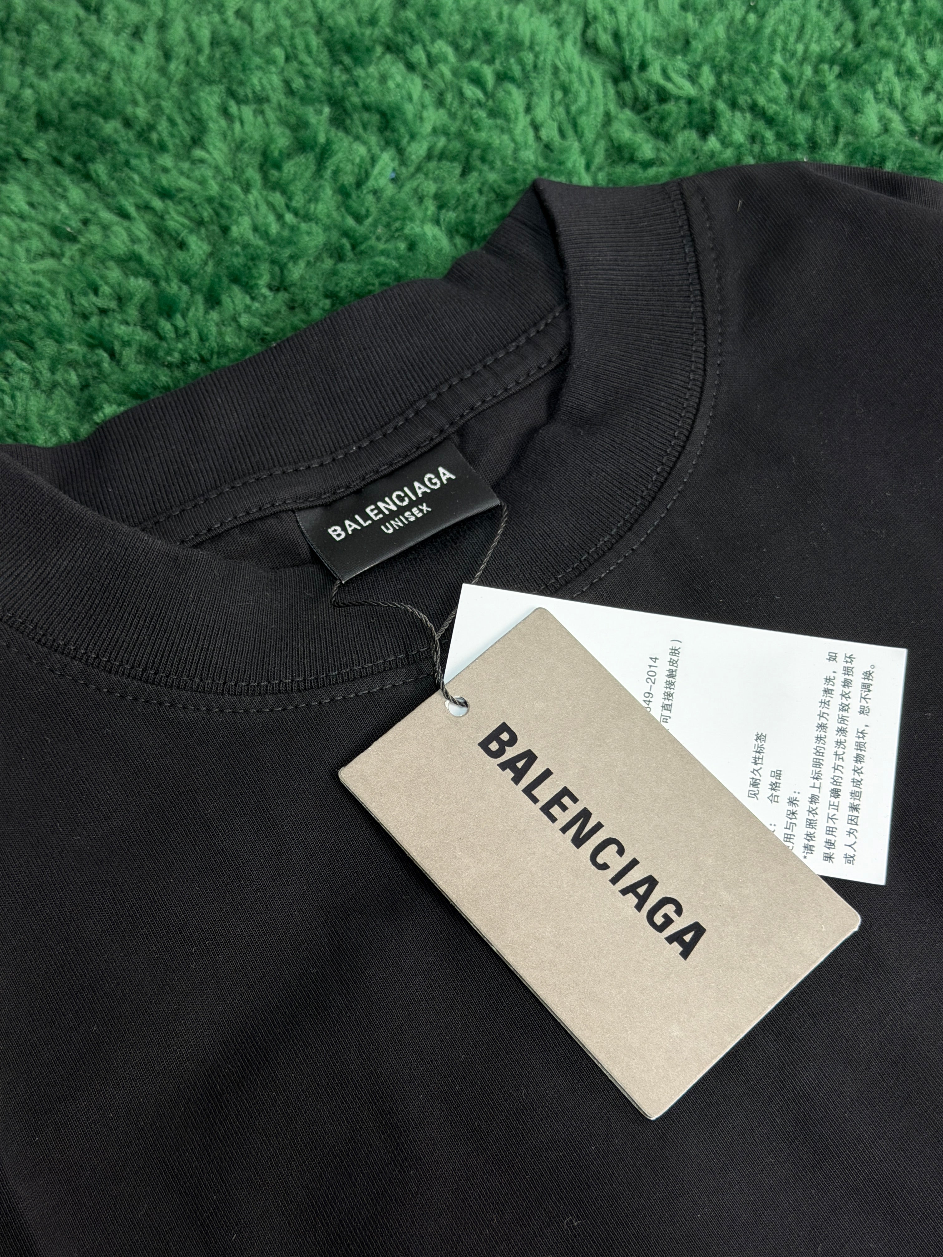 Футболка Balenciaga