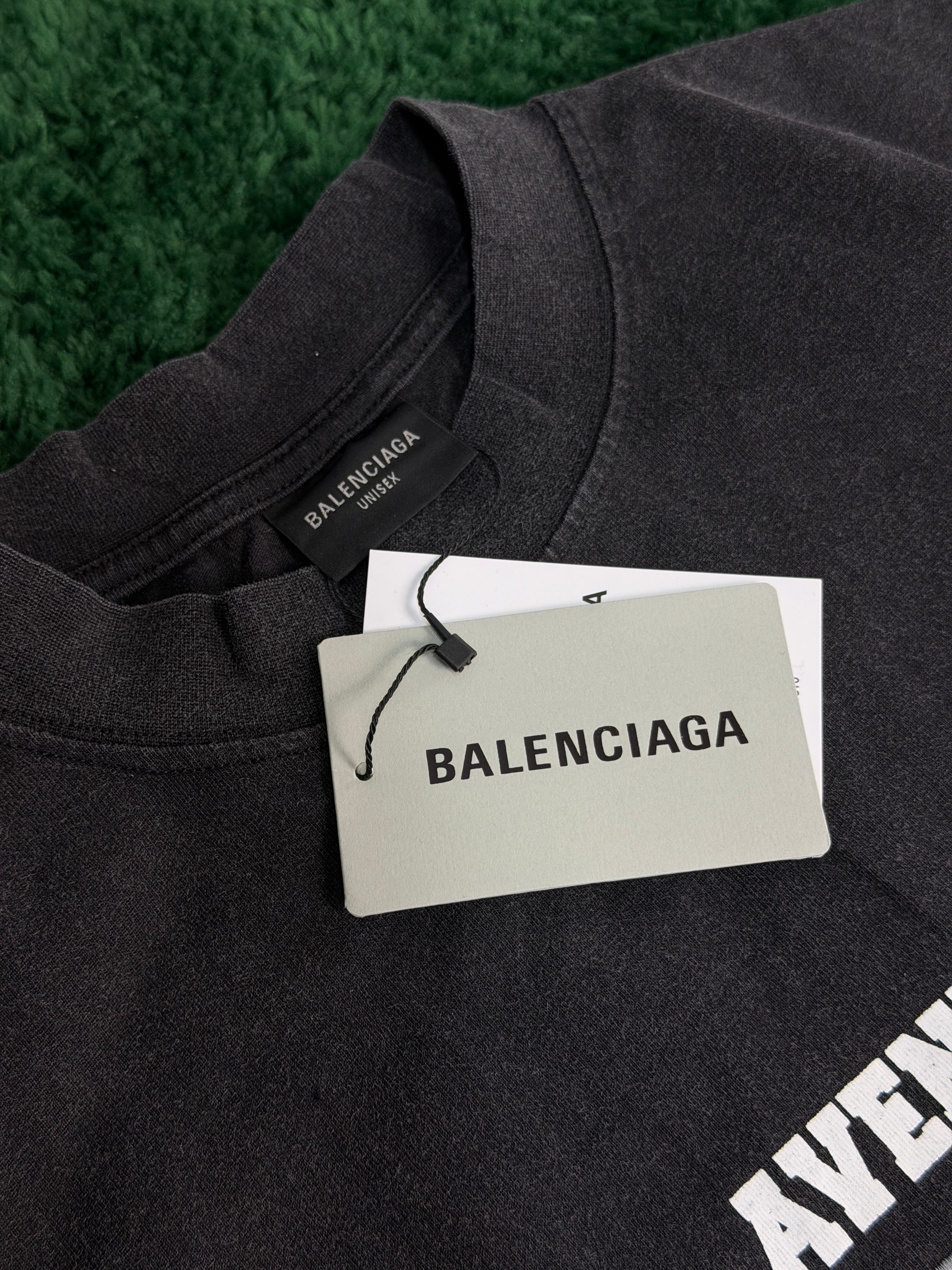 Футболка Balenciaga
