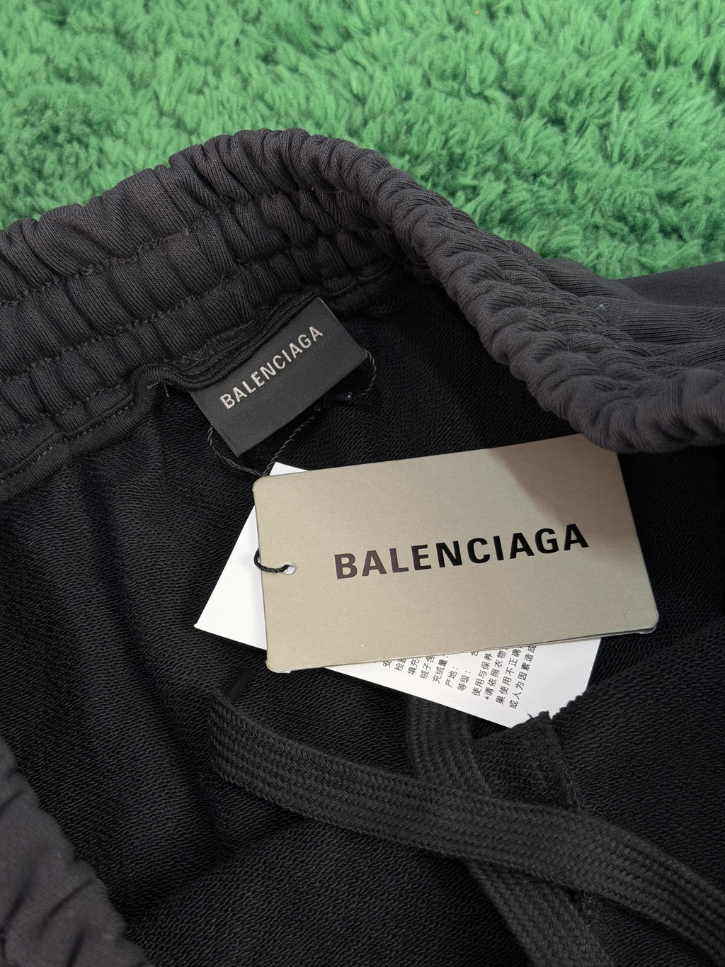Шорти Balenciaga