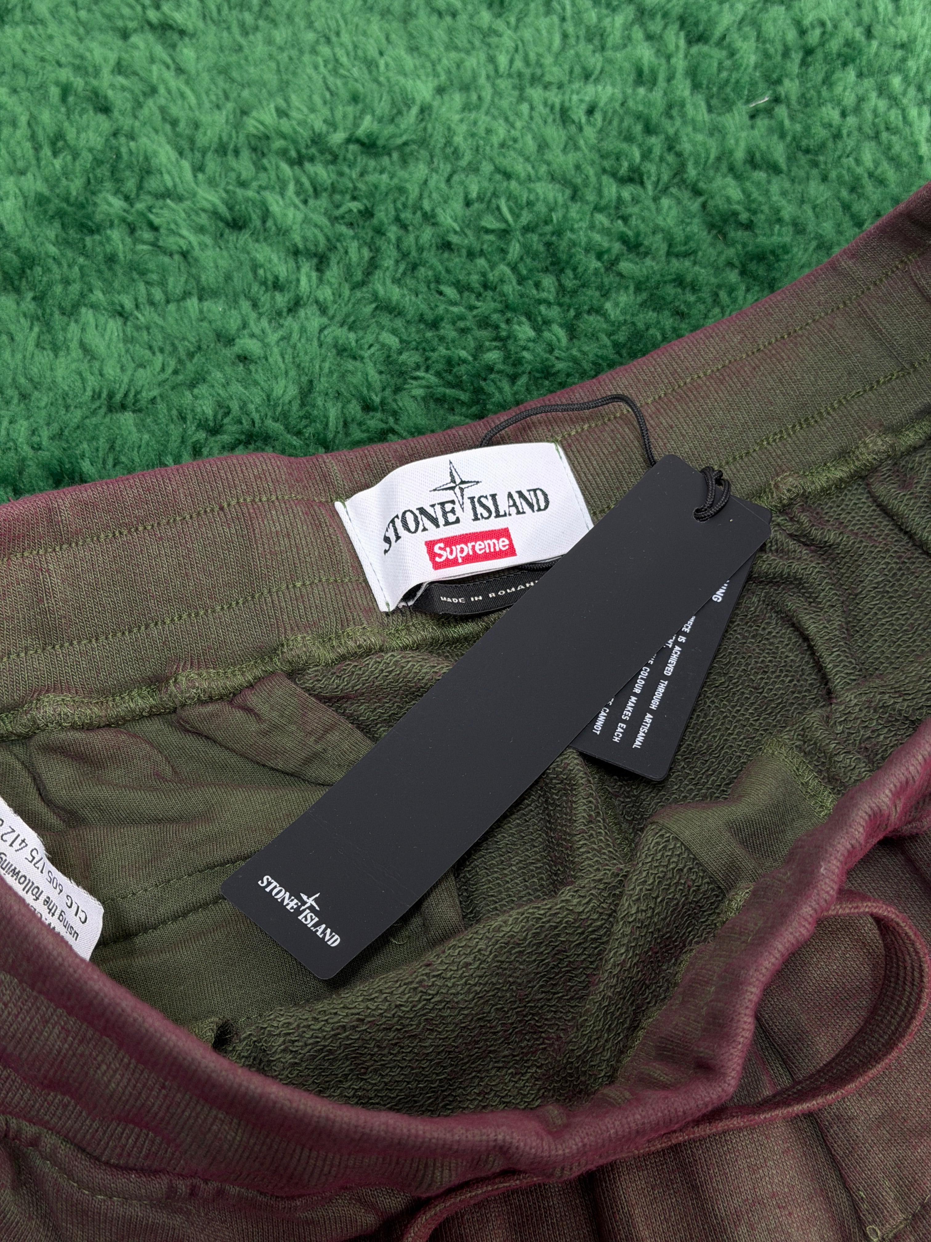 Шорти Stone Island x Supreme