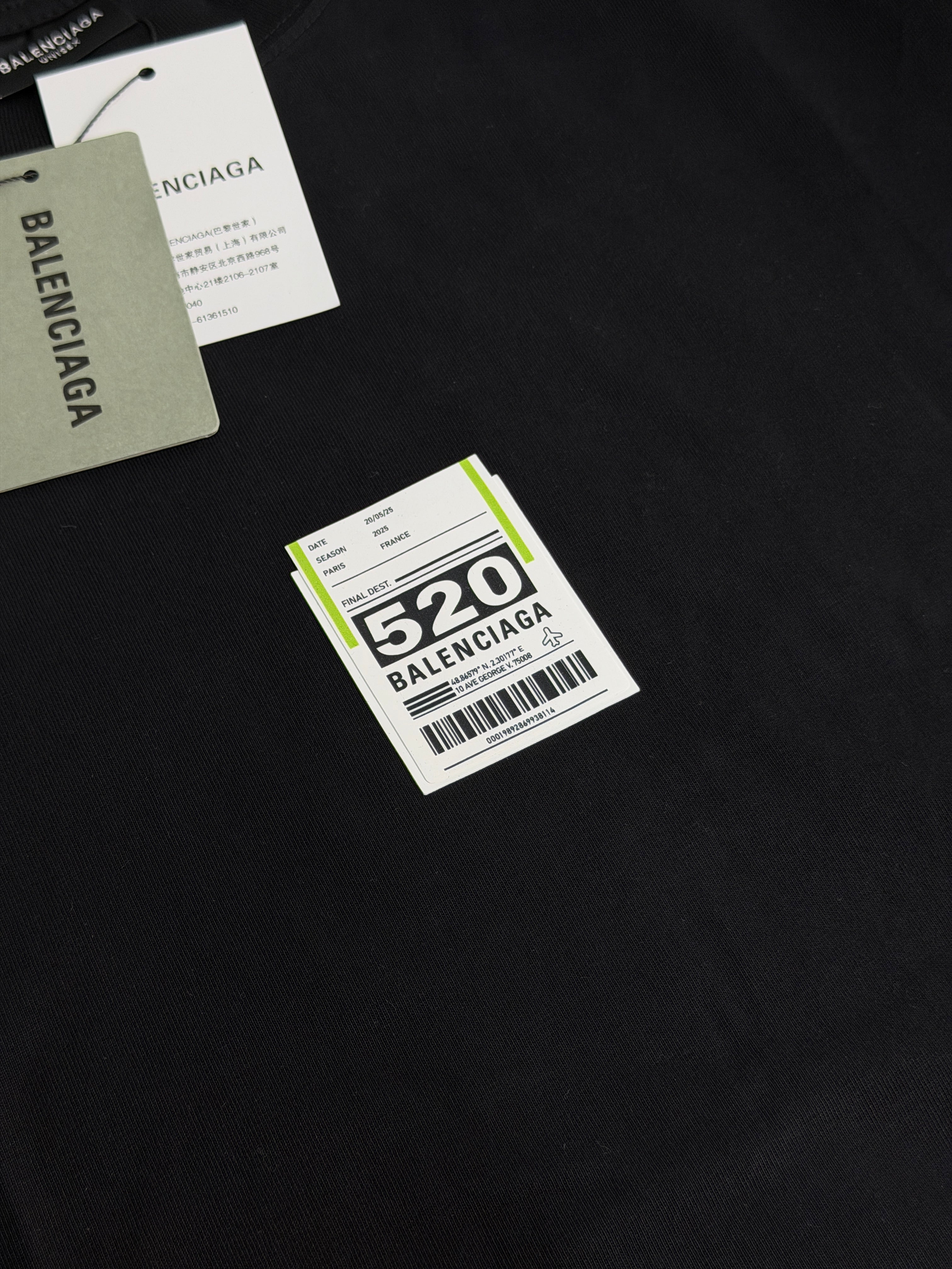 Футболка Balenciaga