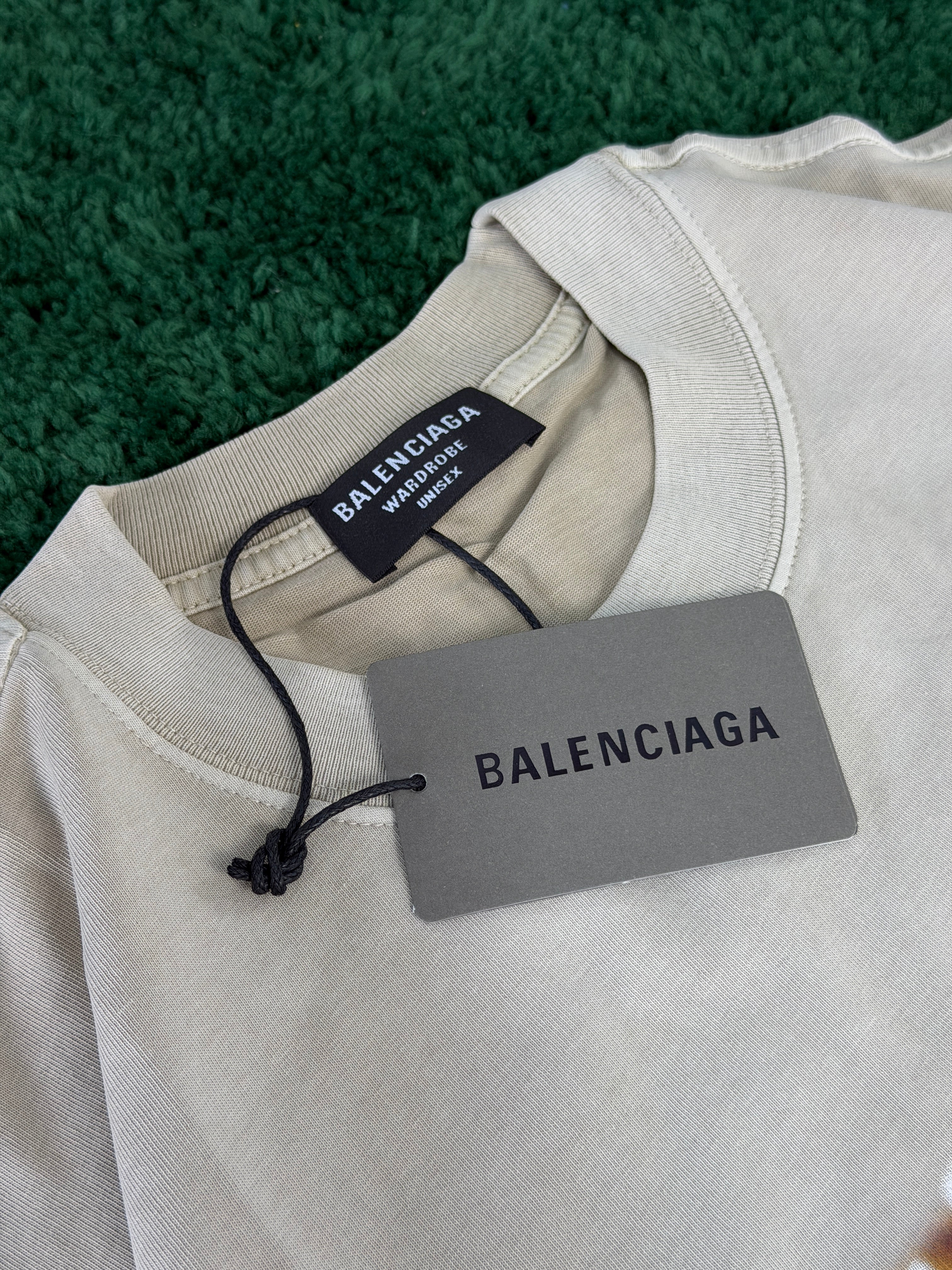Футболка Balenciaga