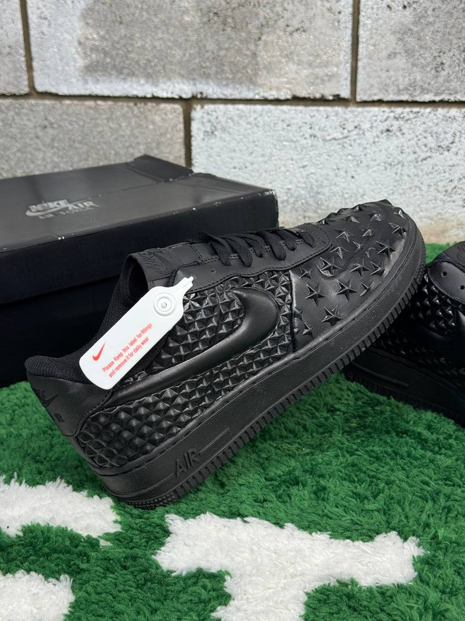 Кросівки Nike Air Force 1 Low '07 LV8 VT