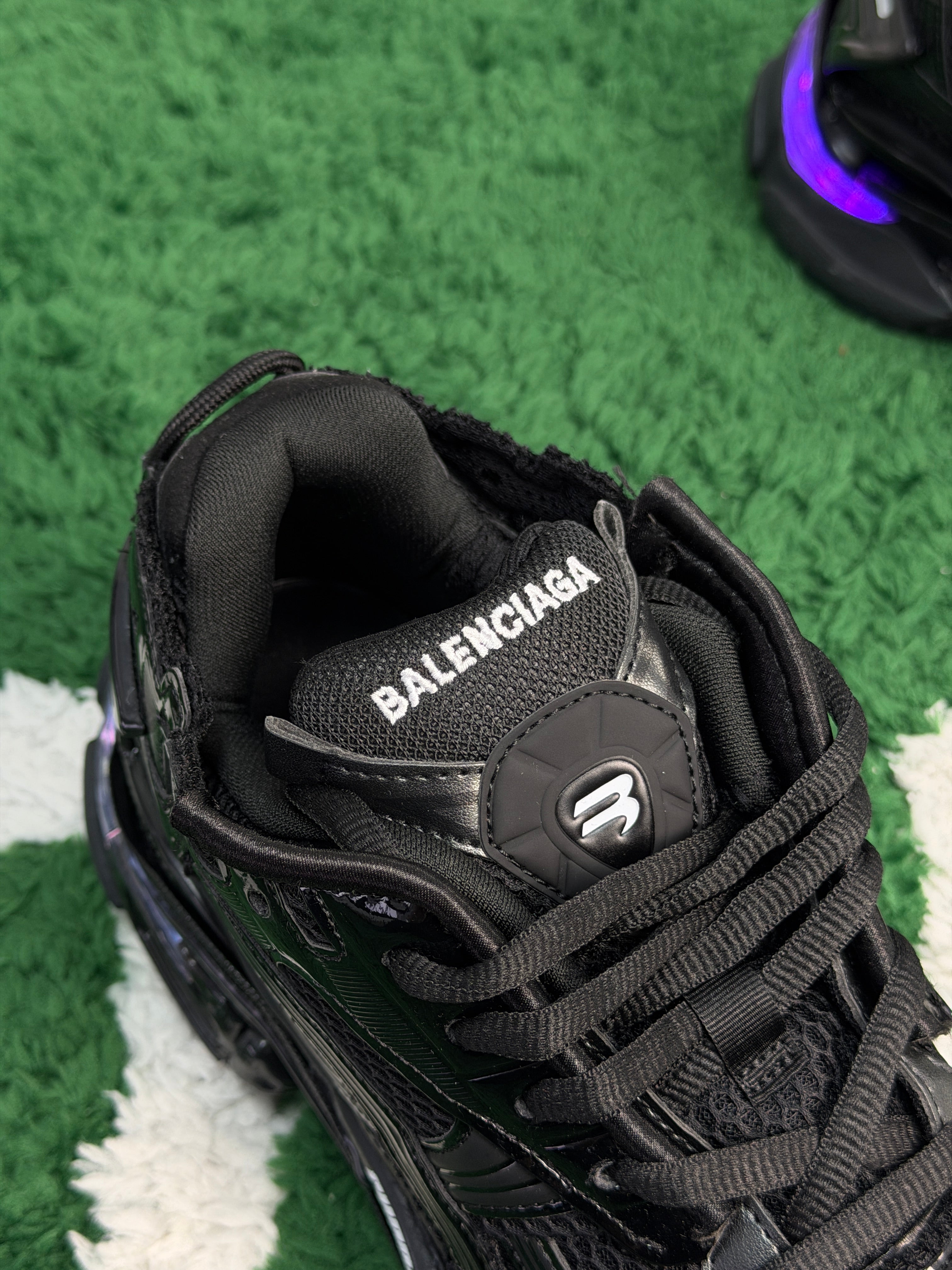 Кросівки BALENCIAGA LED RUNNER