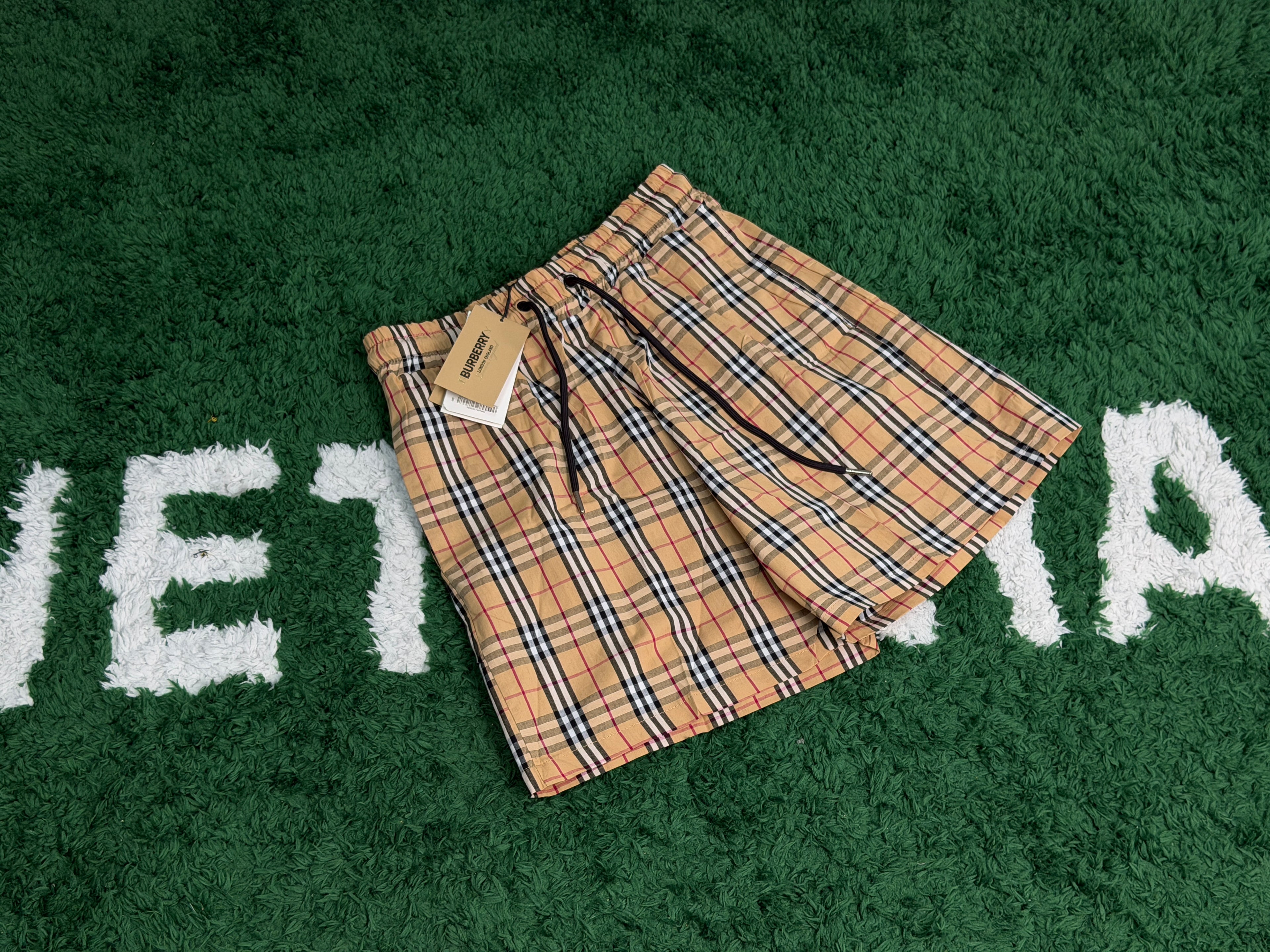 Шорти Burberry