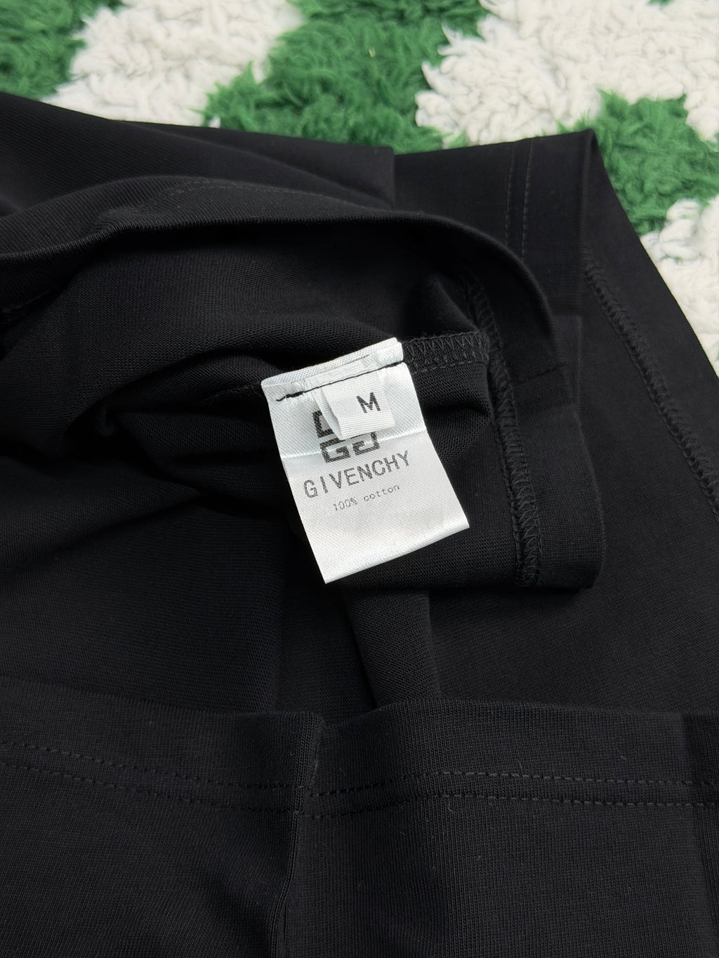 Футболка Givenchy