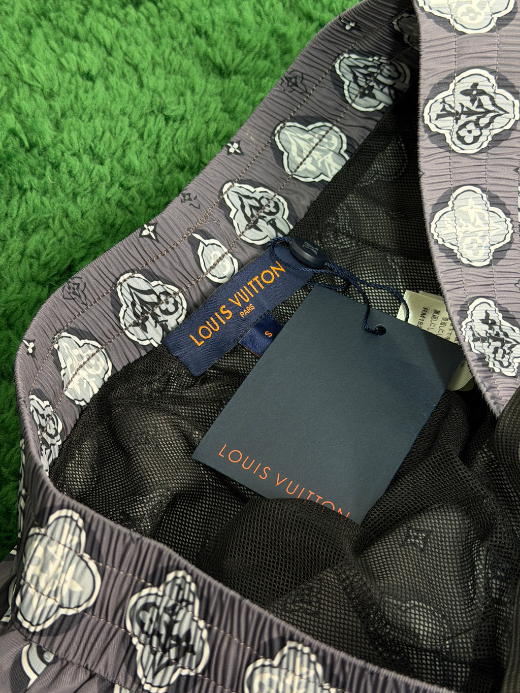 Шорти Louis Vuitton