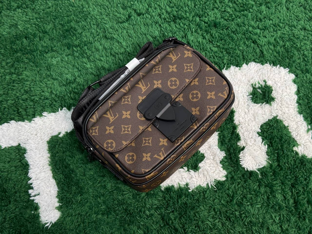 Сумка Louis Vuitton