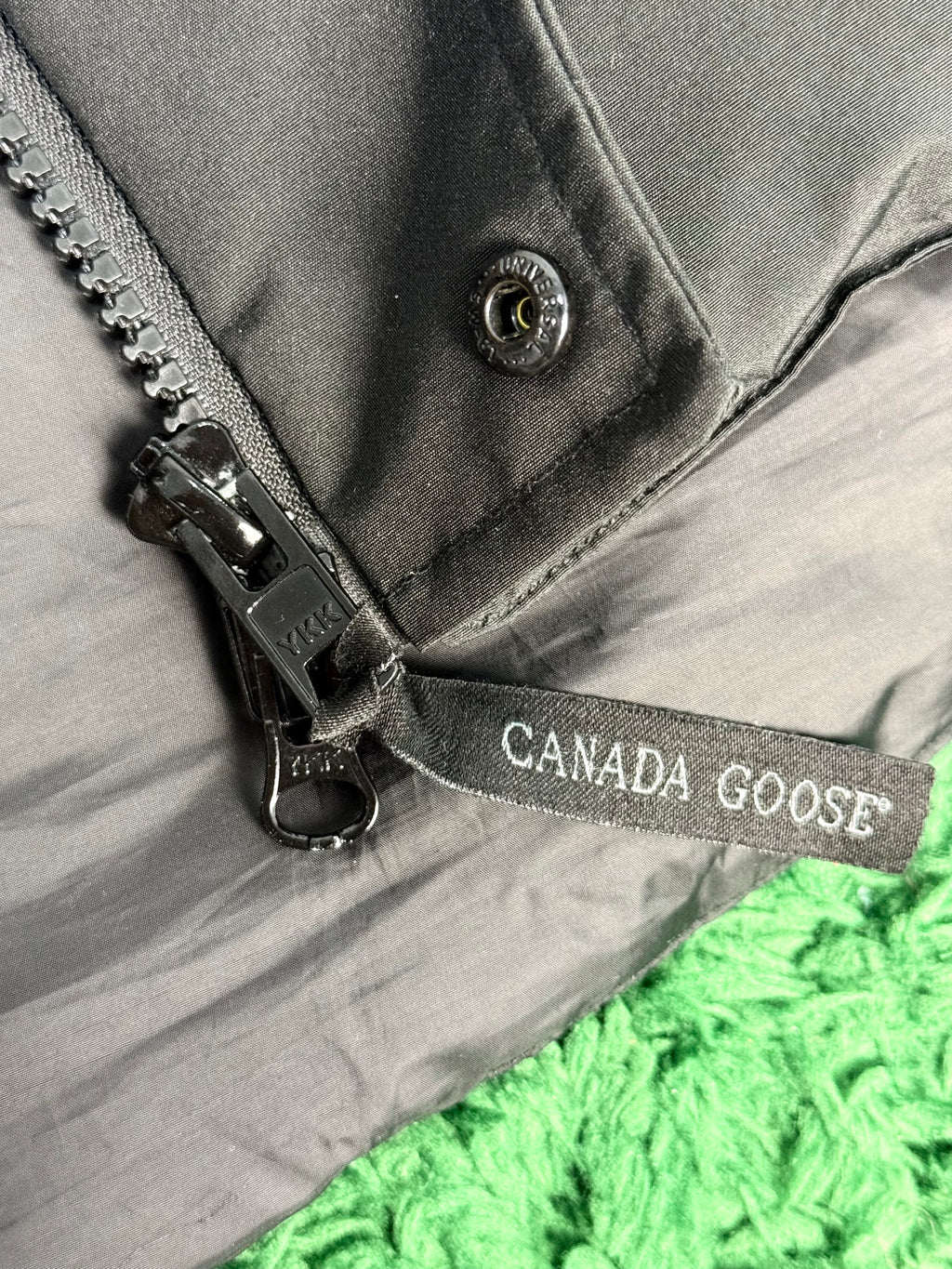 Жилетка Canada Goose
